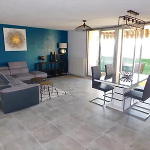 Appartement Climatise Terrasse Parking 8 Couchages, Marseille