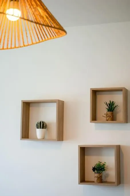 Fully Equipped Apartment With Parking 6 Beds Marseille